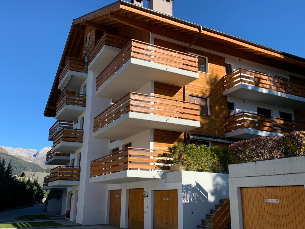 La Jacinthe De Crans Apartment Bagian luar foto
